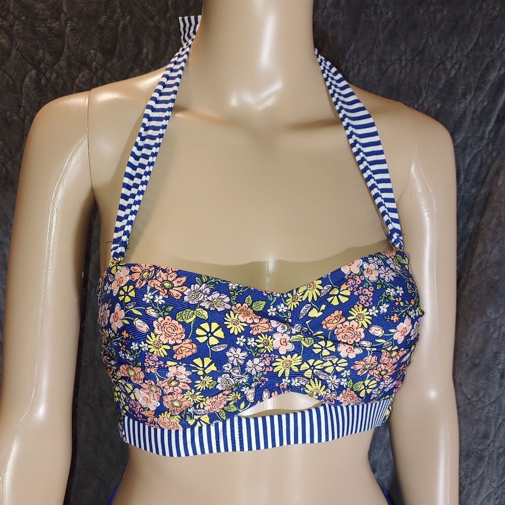Kenneth Cole Reaction Bloomin Beauty Floral Halter